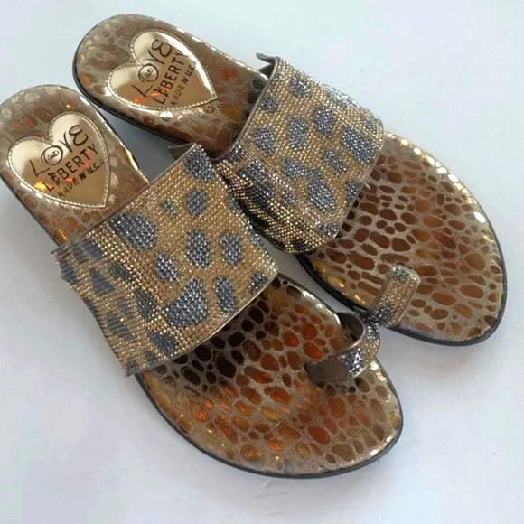 Love & Liberty Rhinestone Leopard Sandals - Black Gold Bling Toe Loop Slides 6.5 - Picture 1 of 12